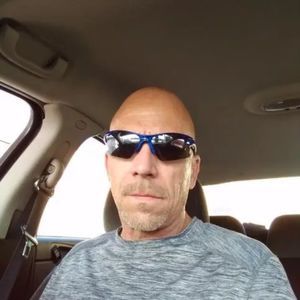 Meet your Posher, Darien